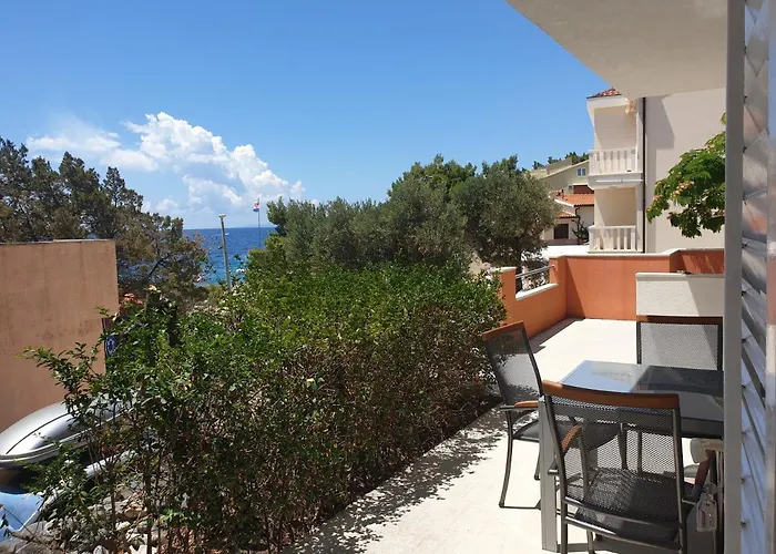 Seaside Stay Rosic 2